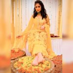 Reema Vohra Instagram - 🌻Love her like the rest of the world doesn't exist and she will show you true love does🌻 . . . . . . . . . . . . . . . . . . . . . . . . . . . . . . . . . . . . . #fyp #reemaworah #viralpic #indianfeet #chandigarh #archfeet #asianfeet #dubaimodel #pedicure #feetography #prettytoes #feetart #perfecttoes #perfectsoles #prettyfeetgang #toenails #flawlessfeet #footqueen #pedicuredtoes #canada #dubailife #mallufeet #nailaddict #footspa #footsoles #footstool #footsie #desifeet #footstagram . . . . . . . . . . . . . . . . . . . . . . . . . . . . . . . . . . . . .