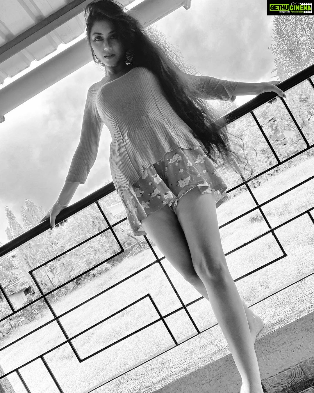 Reema Vohra Instagram - ✨She had magic in her eyes even the stars envied.✨ @rinkuworah . . . . . . . . . . . . . . . . . . . . . . . . . . . . . . . . . . . . . . #fyp #indiangirl #longhair #longhairdontcare #dubaimodel #dubailife #dubaimarina #singapore #malaysia #muscat #hips #hourglass #prettytoes #toe #toenails #redtoes #toecleavage #toetouch #toelovers #chandigarh #mohali #feet #hourglass #hotasian #longlegs #cutefeet #asianfeet #asiantoes #archedfeet #uae #longlegs #voluptous . . . . . . . . . . . . . . . . . . . . . . . . . . . . . . . . . . . . . .