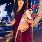 Reema Vohra Instagram - She's that mix of f**kdamn and holyf**k ….. with a side of Mmmmmmmm.. @rinkuworah . . . . . . . . . . . . . . . . . . . . . . . . . . . . . . . . . . . . . . #fyp #exploremore #lipbite #hot #viralpost #beautifulgirls #sareequeen #nabhi #sareenavel #thoppul #thoppulrani #thoppulveriyan #mallugram #mallugirl #indianactress #dubaimallu #omanmuscat #kuwaitmallu #kuwaitinstgram #kuwaiti #wife #lowwaistsaree #deepnavel #deepnavelhole #belly #bellybutton #bellyshot #bellyqueen #bellyfetish #bellypiercing . . . . . . . . . . . . . . . . . . . . . . . . . . . . . . . . . . . . . .