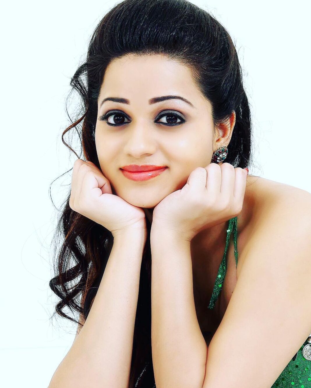 Reshma Rathore Instagram - Thanks to everyone😊🙏who took time out to wish me yesterday(nov3rd)on my birthday...It was so overwhelming...🎂🍰 Reshma Rathore Instagram - Thanks to everyone😊🙏who took time out to wish me yesterday(nov3rd)on my birthday...It was so overwhelming...🎂🍰