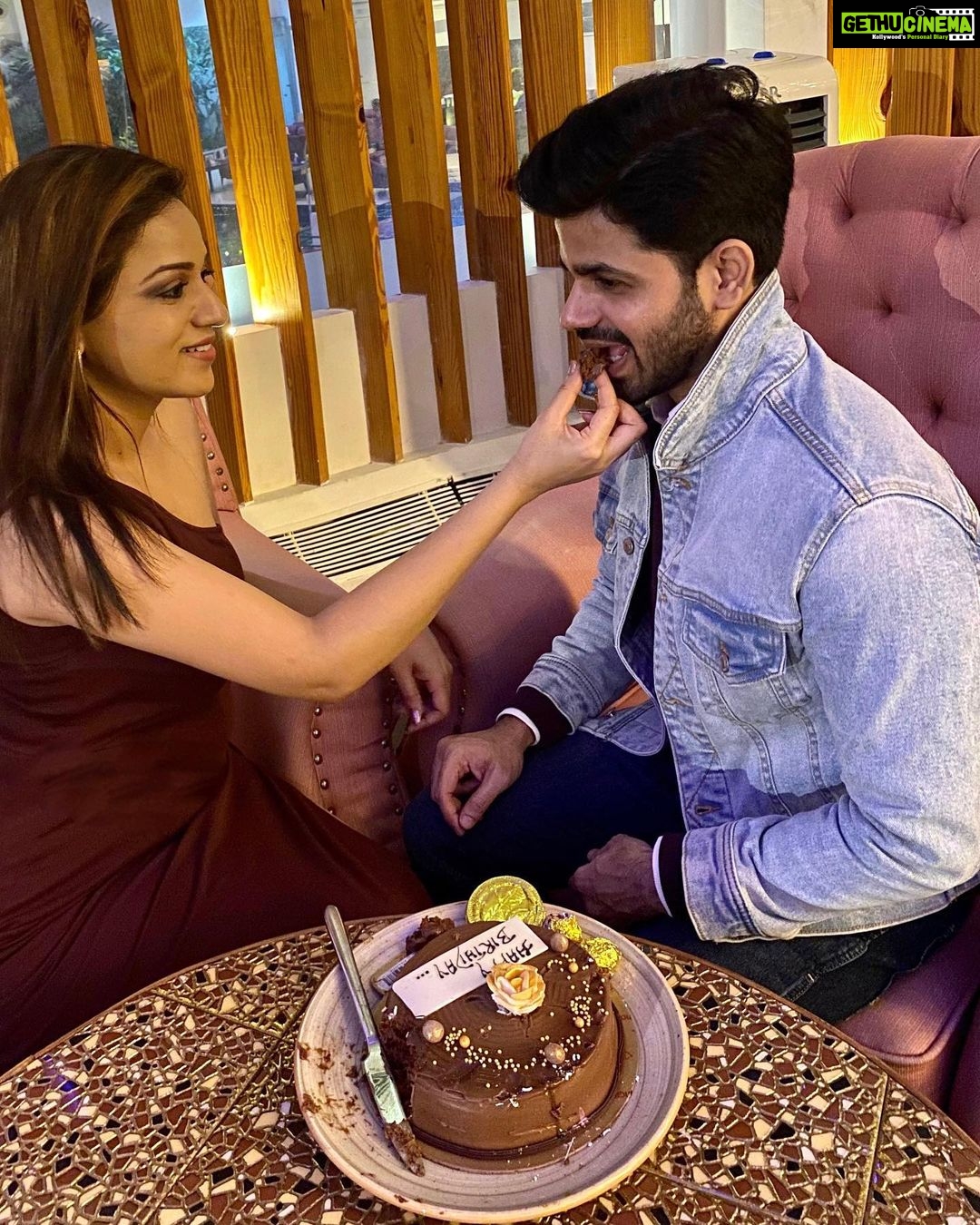 Reshma Rathore Instagram - 🎂 #reshmarathore #indianactress #supremecourtlawyer