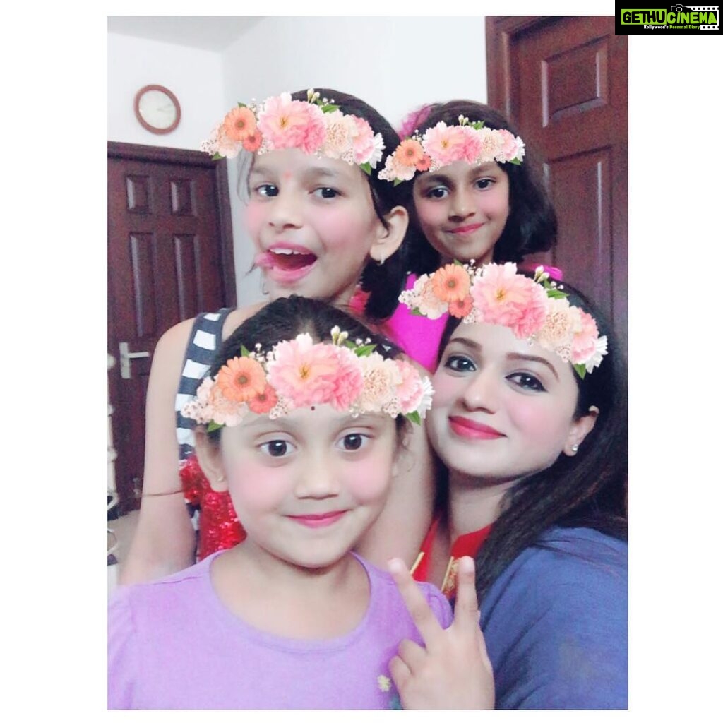 Reshma Rathore Instagram - Had fun with these cute little angels 🧚🏻‍♀️🤗😘☺️#nehaali #Aduika #Tanushree