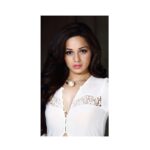 Reshma Rathore Instagram –