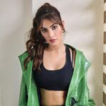 Rhea Chakraborty Instagram - 💚 #rhenew Styling : @theanisha 🧥: @cilvrstudio 👖: @houseofdk Makeup : @makeupbyrishabk Hair : @shefali_hairstylist.81 📸: @mahesh_bagzai