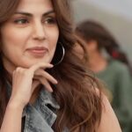 Rhea Chakraborty Instagram - Taash ke patte ho ya phir game ki strategy, Rani toh gang leader Rhea of course hai 👸🏻 T.A.C MTV Roadies - Karm Ya Kaand, co-powered by #WildStone , every Sat-Sun at 7PM only on MTV & JioCinema #MTVRoadies19 #KarmYaKaand #RoadiesKarmYaKaand #MTVRoadies #TheAyurvedaCo
