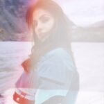 Rhea Chakraborty Instagram – Happy feelings, fresh air, gratitude in my heart. ♥️🏔️

#rhenew 

Reel genie :  @devanshiturakhia