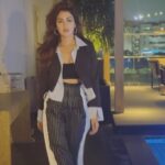 Rhea Chakraborty Instagram - VIBE CHECK ✌🏽 #rhenew #thrivesquad Outfit : @thelabel.jenn 🖤 @jinitasheth ( fav ) 🖤