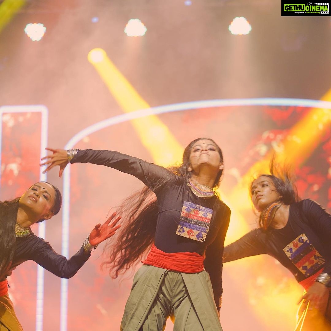 Rima Kallingal Instagram - Agneya - the fire within. Mamangam Dance company on stage.