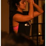 Rima Kallingal Instagram – An evening of unlearning, experimenting and having fun at the September edition of Movement Club.
.
.
.
#bharathanatyam #kalari #conteprerorydanceclasses #danceworkshop #mamangam #rimakallingal #keraladanceworkshop #choreography #danceperformance #dance #danceschool