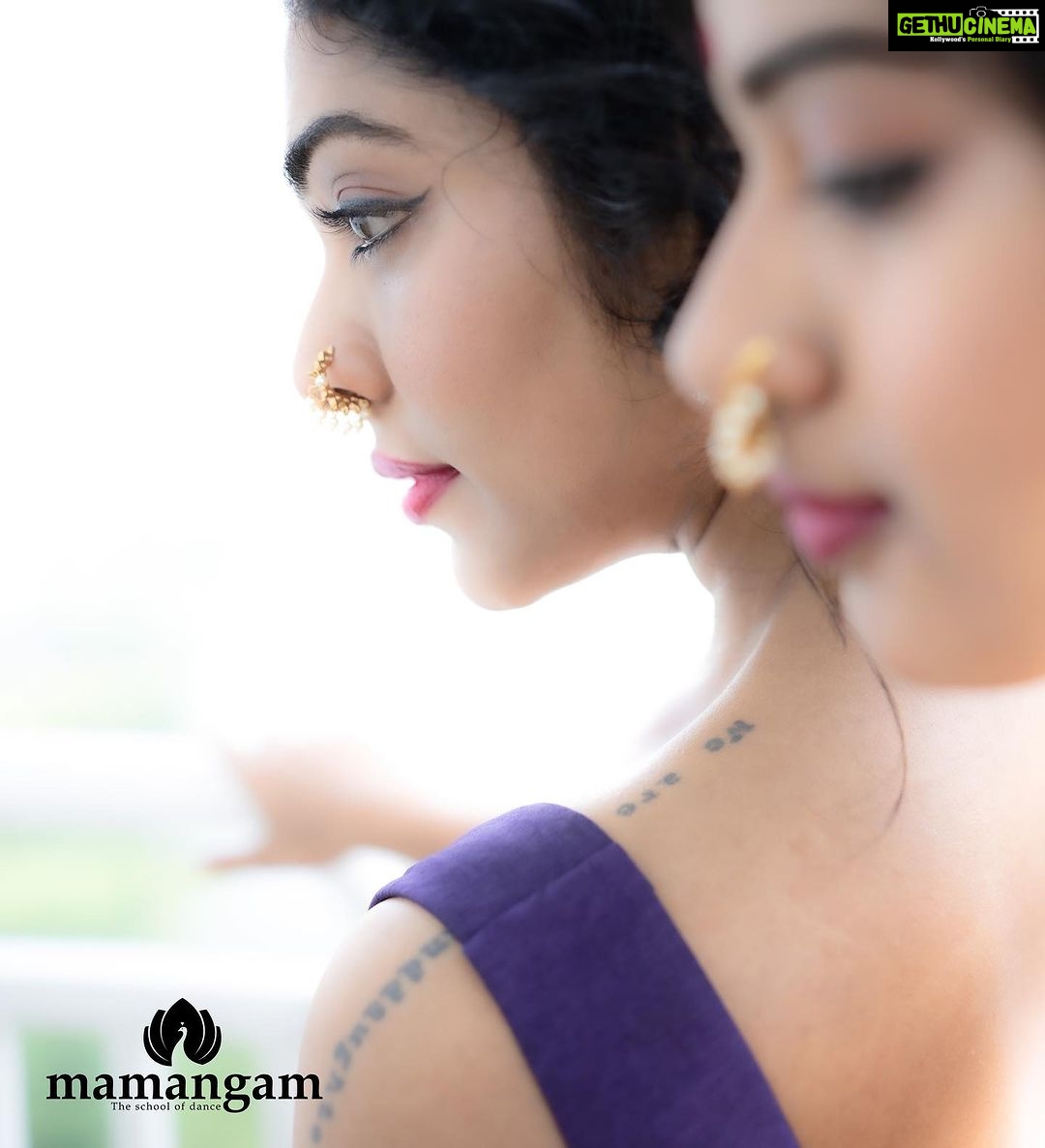 Rima Kallingal Instagram - Mudra. #danceseries #choreo #choreoseries #dancereels #dancerlife #mamangam #monthly #letsstartmoving
