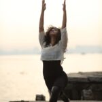 Rima Kallingal Instagram - Stretch. Balance. Quite. #yogaday. Thowback to this @mamangamindia shoot with @ajaym7 wearing @roukabysreejithjeevan . Guess one of your first collections @sreejithjeevan ??