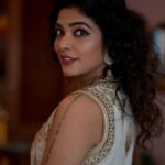 Rima Kallingal Instagram - Unlocking the true beauty of your natural colors is my passion in the world of makeup artistry. Working with @rimakallingal * who shares the same mindset, made the process even more enjoyable and effortless.' Makeup and hair - @makeupby_farz "And the photographer skillfully captured her beauty while preserving her makeup look @vibethinks #DubaiMakeupArtist #MakeupArtistDubai #CelebrityMakeupArtist #BridalMakeupArtist #KeralaMakeupArtist #KollamMakeupArtist #DubaiMUA #MakeupArtistry #MakeupMagic #GlamourGuru #BeautyByDesign #FlawlessFaces #RedCarpetReady #BridalBeauty #DubaiBrides #KeralaBrides #MakeupInspiration #GlowingSkin #InstaMakeup #MakeupGoals #MakeupAddict #BeautyExpert #DubaiGlam #MakeupLover #BeautylnDubai #MakeupObsessed #MakeupArtistLife #MakeupArtistsWorldwide Dubai - دبى