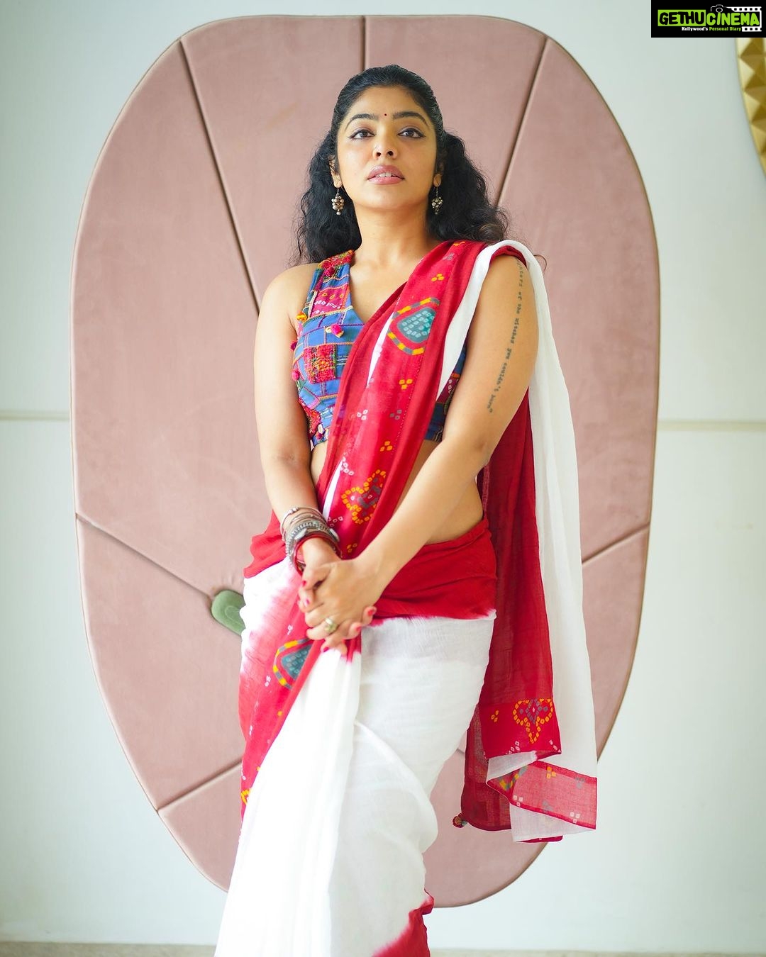 Rima Kallingal - 36.3K Likes - Bandhini love. In @medha.in 😍💜 Shot by @suryadeva_ug