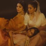 Rima Kallingal Instagram - Of silences, laughter, gup shup and everything in-between that you share…. @greenarendran and @anusree Photographed: @jaisonmadany Videographer: @vishnu.Chandrabose Edits: @salgu_maan Styling: @sandra_resmi Saree: @saltstudio Jewellery: @raziakunj MUA: @reshmu__ Makeup assistant: @karen.susxn Studio : @tinyturtle.media