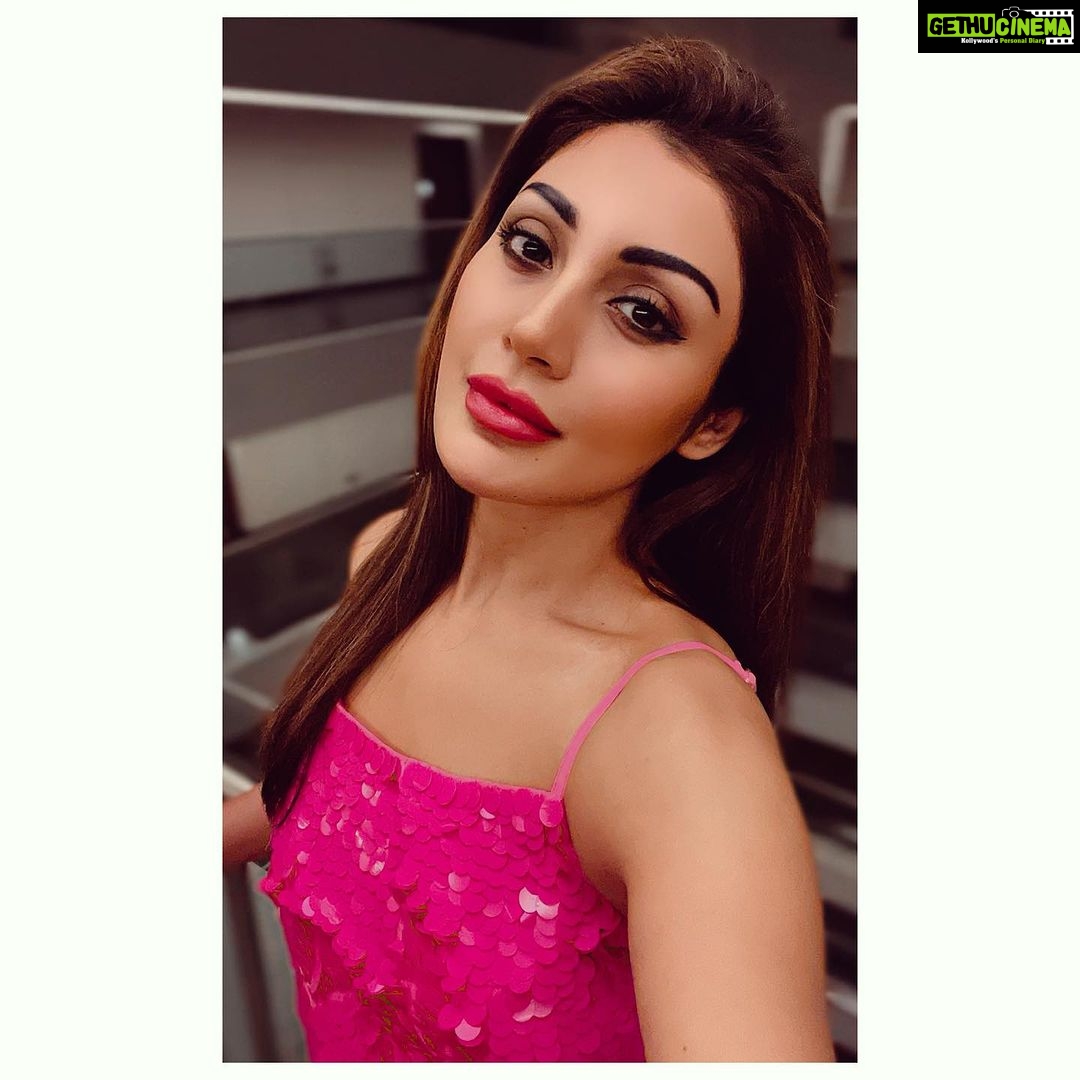 Rimi Sen Instagram - #instagram #instagood #insta#instadaily #instalike #viral #viralpost #viralreels #trendingreels #trending #trendingsongs #explore #picoftheday #photo #photooftheday #selfie Mumbai, Maharashtra
