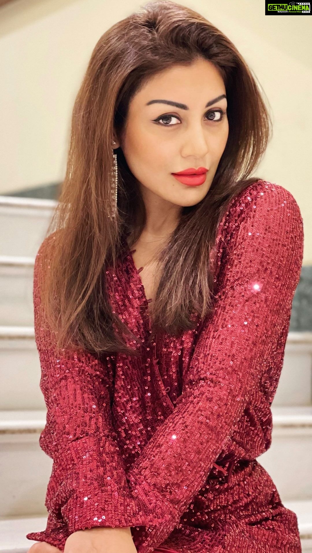Rimi Sen Instagram - #instagram #instagood #instalike #insta #instadaily #trendingreels #trending #trendingsongs #trendingnow #viralreels #reelsinstagram #reels #reelsindia #explore