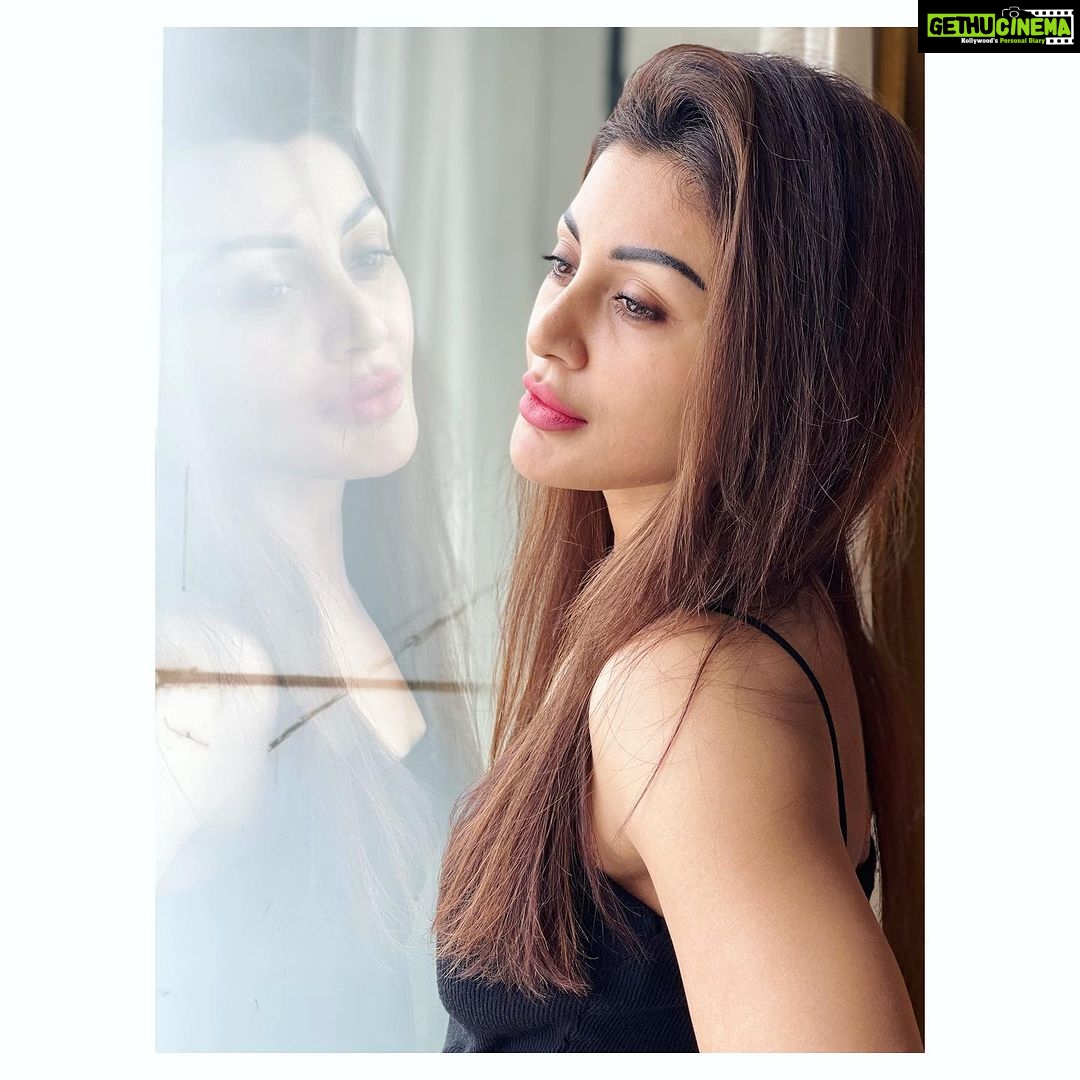 Rimi Sen Instagram - #instagram #instagood #insta #instamood #instalike #reelsinstagram #photo #photography #picoftheday #photooftheday #viralpost #viral #trendingreels #trending #explore #explorepage Taj City Centre New Town, Kolkata