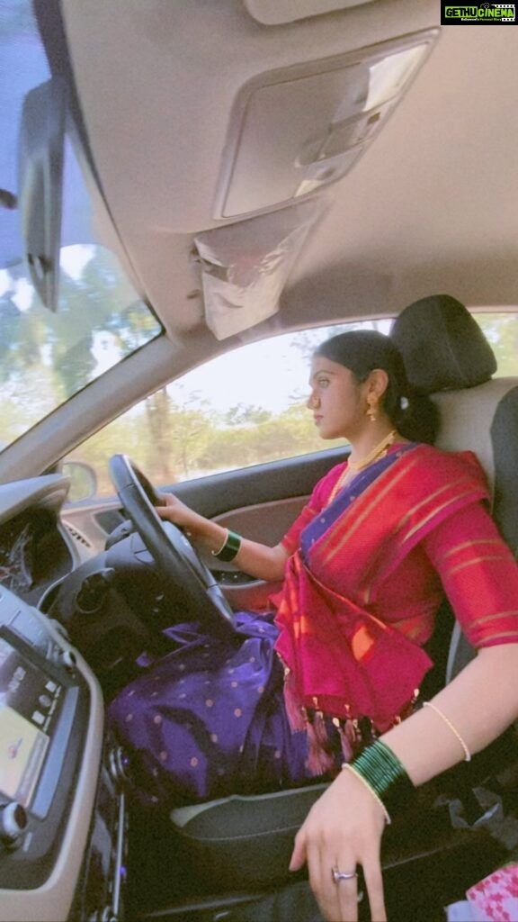 Rinku Rajguru Instagram - Let’s go for a long drive with no destination 🌸 🎥. @riya_shinde911