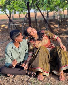 Rinku Rajguru Instagram - Happy रक्षाबंधन 🌸 @iamsiddharthmahadeorajguru ❤️