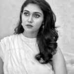 Rinku Rajguru Instagram - Soul full of sunshine🌻 Outfit @advikafashion_ Mind