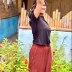 Rinku Rajguru Instagram – Make time to enjoy the simple things in life.🍂🌸

#happysunday#home Home