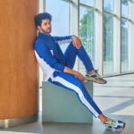 Rohit Suresh Saraf Instagram - Pose. Pause. Play! Making a statement with #apparelsthatperform by @skechersindia 💪🏻 #Skechersindia #ad #springsummer #SkechersApparel #Skechersperformance