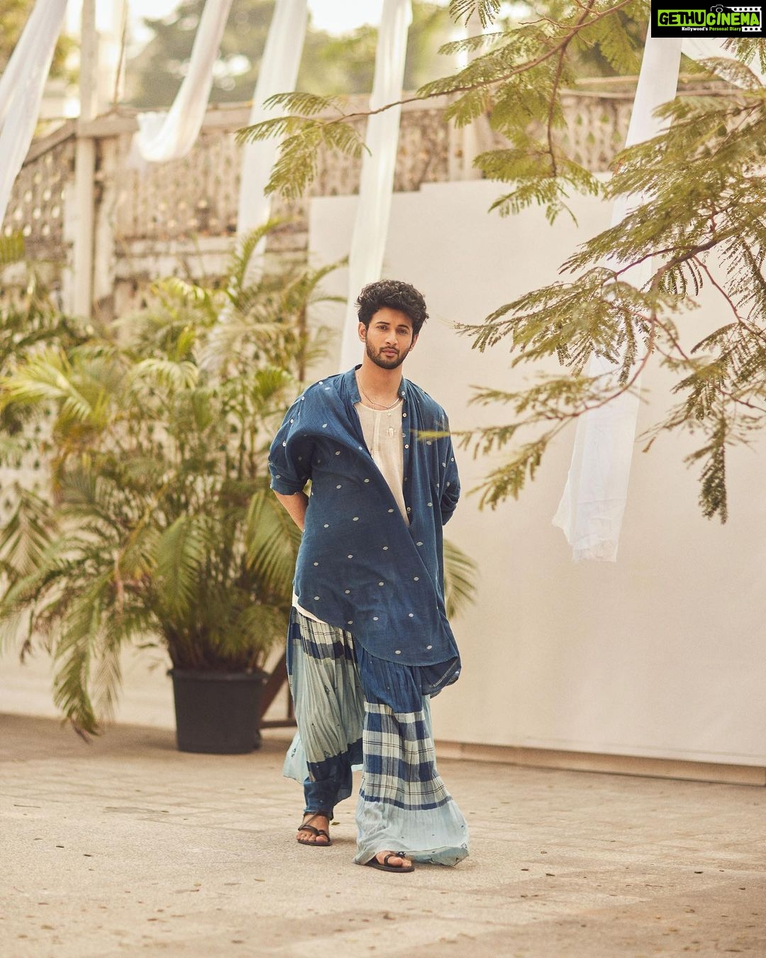Rohit Suresh Saraf - 787.6K Likes - For @mensxpofficial โฅ๏ธ
Shot by @sheldon.santos
Styled by @saloniparekh__ Asst by @jaineeebheda
Hair by @styled_by_tanik
Make up by @imtiaz_makeup
Managed by @kimberley.fernandes
Artist Reputation Management @media.raindrop