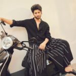 Rohit Suresh Saraf Instagram - @mensxpofficial ♥️ Shot by @sheldon.santos Styled by @saloniparekh__ Asst by @jaineeebheda Hair by @styled_by_tanik Make up by @imtiaz_makeup Managed by @kimberley.fernandes Artist Reputation Management @media.raindrop @rohiniyer @kasvvishangarii @atulmishra6