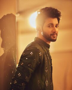 Rohit Suresh Saraf Instagram - Earlier this week 🥂 

Photos by @sheldon.santos 
Styled by @saloniparekh__  Asst by @jaineeebheda 
Wearing @abhinavmishra_  @quirkbrandconsulting 
Hair by @styled_by_tanik 
Make up by @imtiaz_makeup