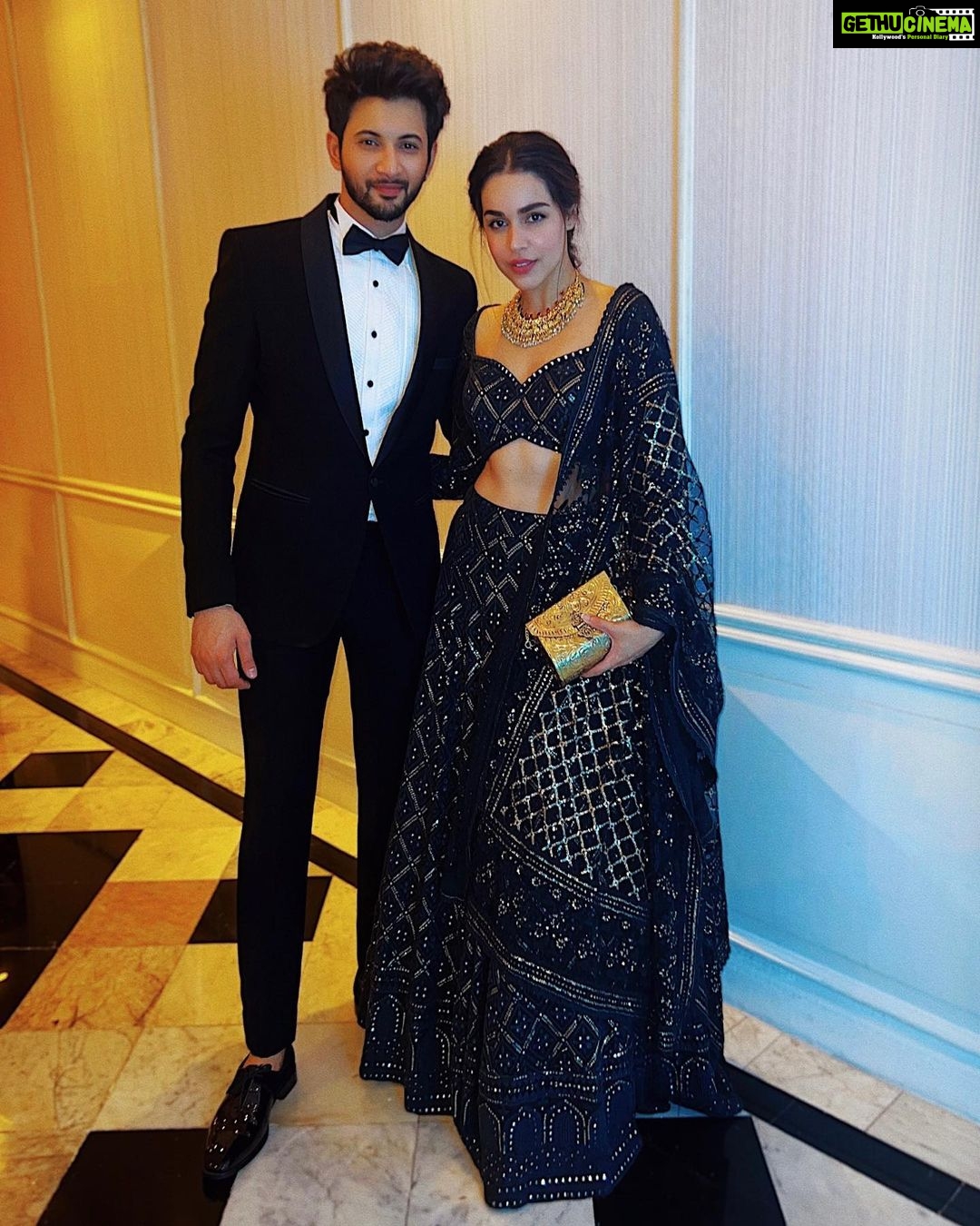Rohit Suresh Saraf - 838.6K Likes - Thank you Tauraniโs for an incredible nightโฅ๏ธ
Huge congratulations to the most adorable star couple who we got no chance to take pictures with @raveenataurani @apoorvsood ๐ซถ๐ผ
@rameshtaurani @varshataurani @jaya.taurani @snehataurani @maxtaurani