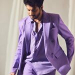 Rohit Suresh Saraf Instagram - Thank you @elleindia for having me. So honoured ♥️ #StyleIcon Huge shoutout to @manishamelwani @doh_tak_keh for customising this piece that I absolutely loved wearing!!!! Styled by @saloniparekh__ Asst by @jaineeebheda Shot by @sheldon.santos Hair by @styled_by_tanik Make up by @imtiaz_makeup Managed by @kimberley.fernandes Artist reputation @media.raindrop @rohiniyer
