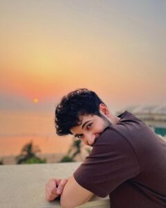 Rohit Suresh Saraf Instagram - Can bombay sky please go back to looking like this? 😞🌧️❌ #tb