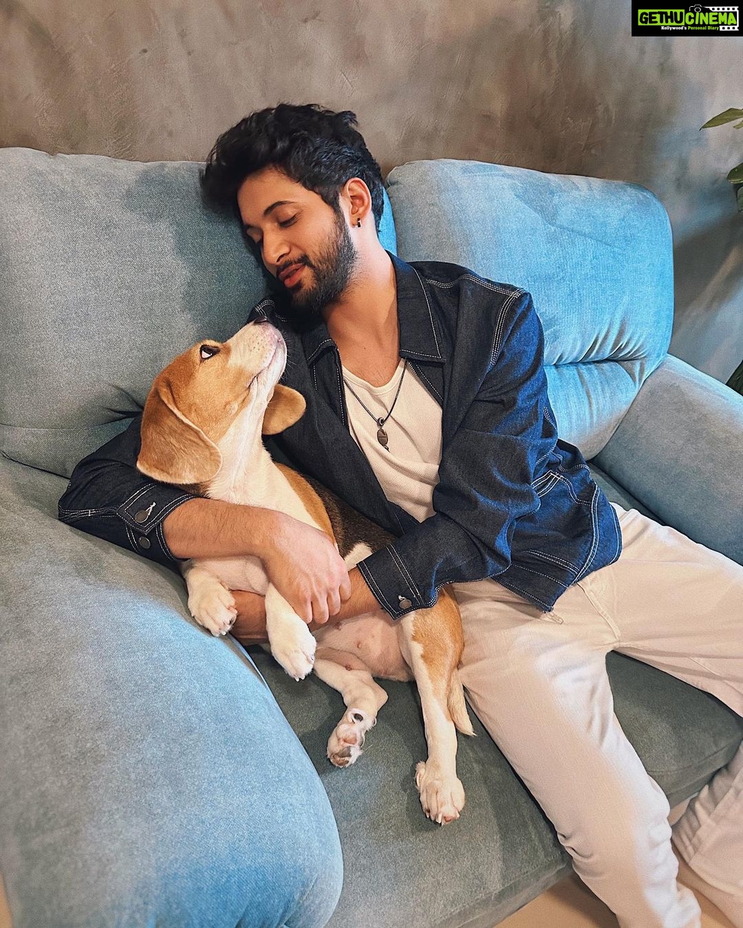Rohit Suresh Saraf Instagram - @amandeepkaur87 caught me falling in love 🥰