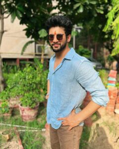 Rohit Suresh Saraf Instagram - To be born and share this lifetime with you, to be protected by you- how lucky could I be? My love, my inspiration, my pride. Never complete without @swati_saraf2503 ♥️