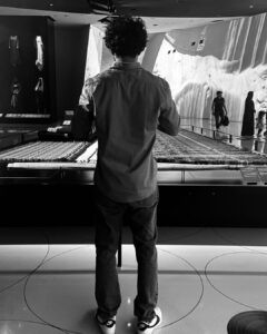 Roshan Mathew Instagram - Shapes - 

credits to the man who does not take photos on request
@mohammed_junaid_rj