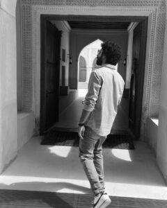 Roshan Mathew Instagram - Shapes - 

credits to the man who does not take photos on request
@mohammed_junaid_rj