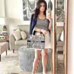 Roshni Chopra Instagram - Monday Affirmations to attract SUCCESS, EASE and have the BEST WEEK📝✨❤️ 1. I’m grateful for all that I have and I’m grateful for all that is coming to me 2. Money flows to me in expected and unexpected ways 3. I give love to those around me and It returns to me in abundance . 4. I deserve to be happy and live the life of my dreams 5. I trust the universe is working in my favour , things are always working out for me . Happy Monday ❤️✨ words are power 🫶 (say them out loud or write them to see and feel a difference) #journaling #affirmations #mondaymotivation