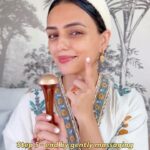 Roshni Chopra Instagram - 💯 Glow Ritual that I swear by 💡🤌🏽 (kansa helps detox the face and the movements help to stimulate the marma points on the face which lead to better circulation, and hence more GLOW ✨repeat each movement 5-10 times takes only 5 mins ) Kansa wand @ohriaayurveda (big thanks to Rajni Ohri for introducing this to me a few years ago ) Please use a Faceoil (I love the one by @drgeetika @skinbydrg To clean the wand I simply wash with soap and store in a fabric pouch #robeauty #robeautywednesday #kansawand #facemassage #sculpted cheekbones glow natural beauty Ayurveda beauty