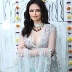 Roshni Chopra Instagram - Lehenga’s have entered the chat ✨ ‘tis the season and I found the prettiest one for you 🤩- wearing @osaabyadarsh available at @perniapopupshop @amigos.rizwan 💕✨