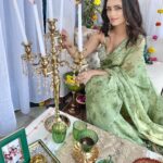Roshni Chopra Instagram - #Rakhi Edit ✨#LoveforLocal which Indian designer would you add to cart 🛍️🛒❤️? Look 1 @mishruofficial Look2 @thepotplantclothing Look 3 @svacouture Look 4 @ishaguptatayal Look 5 @arpita__mehta Look 6 @printsbyradhika Look 7 @dineshmalkani Look8 @vvanivats Look 9 @sureenachowdhri Look 10 @jhaverimonica #indiandesigners #rovive #supportindiandesigners #festivewear