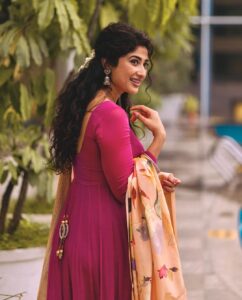 Roshni Prakash Instagram - Jitters as my Telugu movie is releasing tomorrow. #gandeevadhariarjuna out tomorrow. 

🌸🌺🌸🌺🌸🌺🌸

Outfit : @bhargavikunam ❤️

P.C : @manish_konidala ❤️