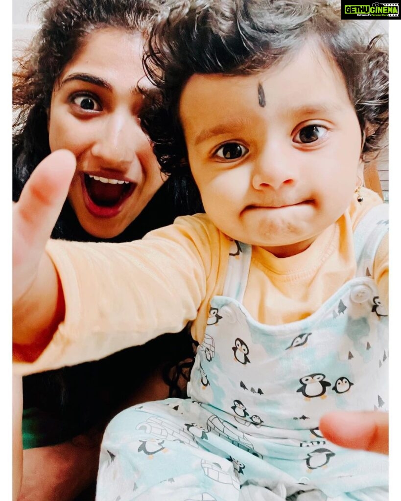 Roshni Prakash Instagram - Season of bondings, babies and bliss 💠