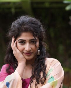 Roshni Prakash Instagram - Jitters as my Telugu movie is releasing tomorrow. #gandeevadhariarjuna out tomorrow. 

🌸🌺🌸🌺🌸🌺🌸

Outfit : @bhargavikunam ❤️

P.C : @manish_konidala ❤️