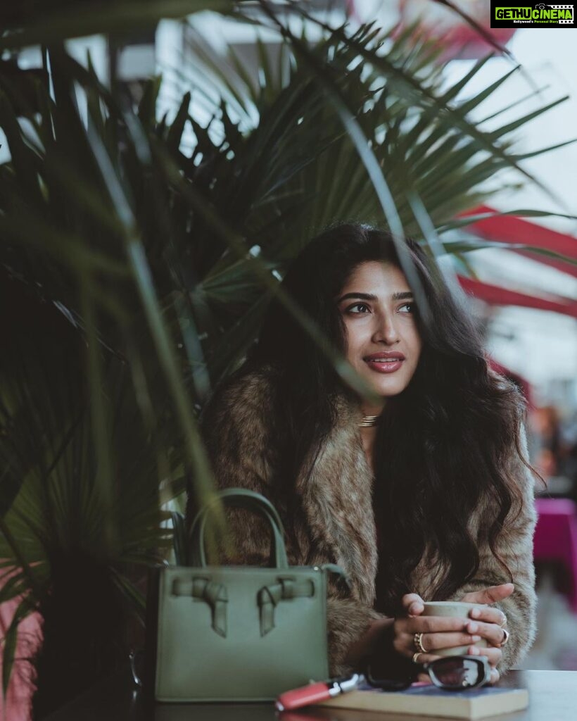 Roshni Prakash Instagram - May be she’s born with it, Maybe it’s caffeine. ♨️