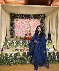 Rucha Hasabnis Instagram - Ganpati Bappa Morya 🌸
.
.
#amchabappa #ganpati2023🌺🙏♥️