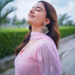 Rukshar Dhillon Instagram - 🌸 #Tufang Promotions Day 1 In cinemas on 21st July! Styled by- @vasundhara_daga Wearing- @thenawabikurti Hair- @hairstylist_laddi312 Make up-@abhishekarora_01 Pictures- @gsfilms.x @visualbypotter Amritsar, Punjab