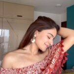 Rukshar Dhillon Instagram - It’s the Sunday we flaunt our ada and our transition skills in the most subtle way🫠💛