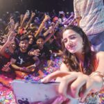 Rukshar Dhillon Instagram - Keep the love coming!♥️ #Tufang in theatres now!🔥