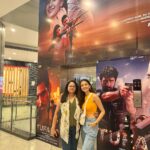 Rukshar Dhillon Instagram - Just casually walking around the mall spotting myself with mama🥰🫠 Grateful and blessed❤️ #Tufang in 2 Days! Cannot keep calm🤩