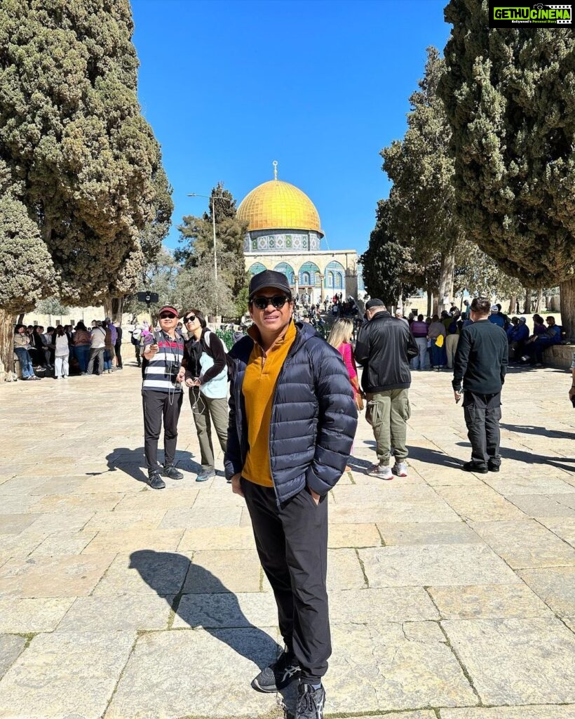 Sachin Tendulkar Instagram - Mera Salaam from Jerusalem! #throwback #israel #travel #vacation Jerusalem Old City, Israel